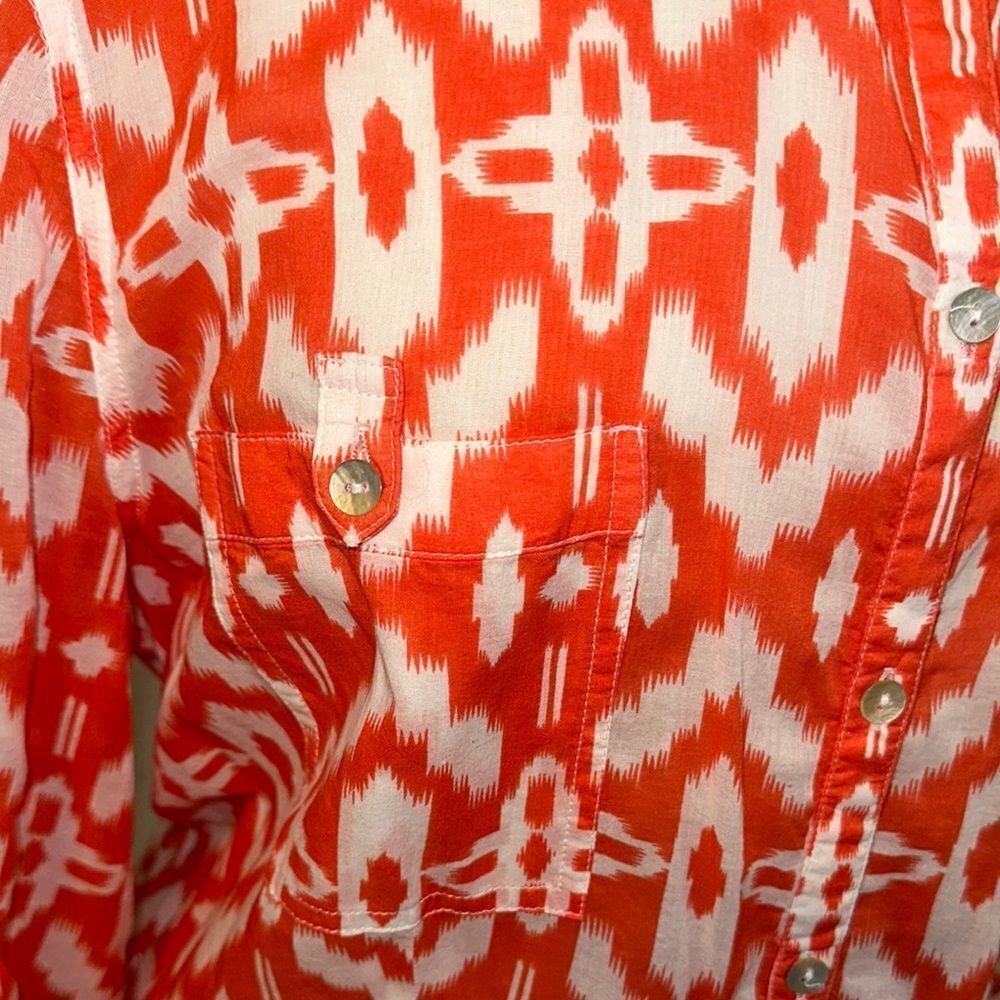 Chico’s Orange/White Patterned Button-Up Shirt Si… - image 3